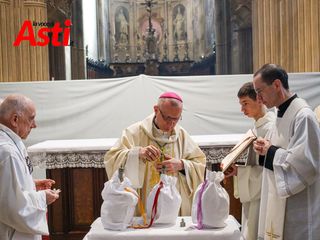 La celebrazione della Messa del Crisma in Cattedrale (Merphefoto) La celebrazione della Messa del Crisma in Cattedrale (Merphefoto)
