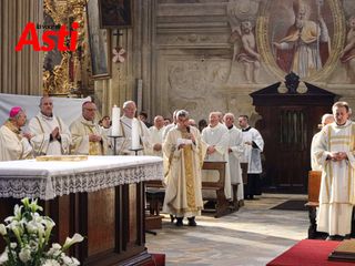 La celebrazione della Messa del Crisma in Cattedrale (Merphefoto) La celebrazione della Messa del Crisma in Cattedrale (Merphefoto)
