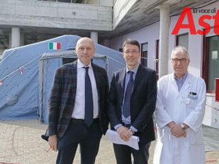 Il professore con il commissario Asl Messori Ioli e il direttore del Pronto soccorso Ghiselli