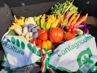 Il cesto offerto da Confagricoltura Asti