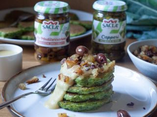 Pancake con foglie e gambi di broccoli Saclà, presentato da Alessia Aloe