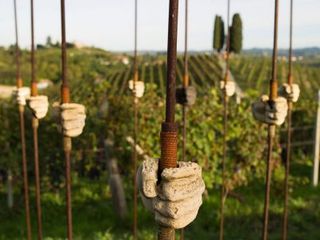 Una delle installazioni dell'Art Park La Court di Castelnuovo Calcea