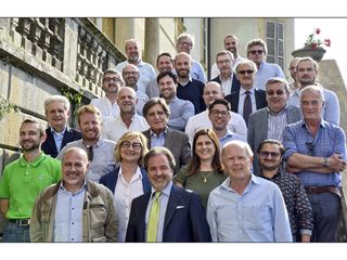 Il presidente Maccario con alcuni produttori