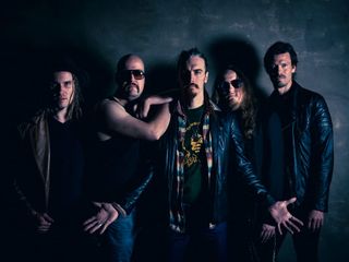 L'artista astigiano con la band