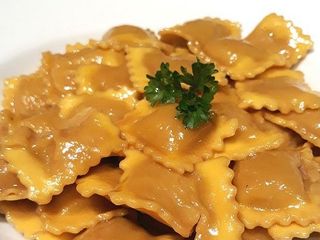 Gli agnolotti preparati da Gilberto