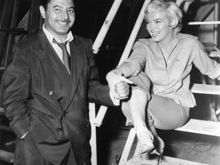 “Photo by Sam Shaw ©Shaw Family Archives, Ltd”