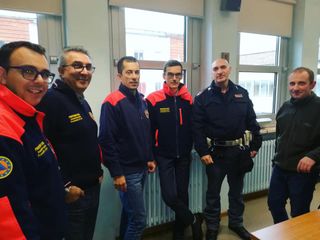 L'assessore regionale (nonché già sindaco di Canelli e presidente della Provincia di Asti) Marco Gabusi e il suo successore Paolo Lanfranco (entrambi al centro dell'immagine) ritratti nella sala operativa della Provincia di Asti