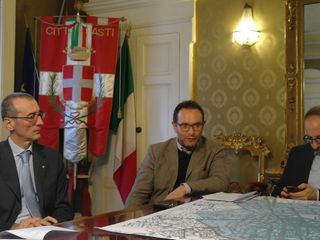 Il sindaco Rasero ritratto con gli assessori Berzano e Coppo