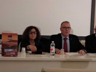 Cavallero (al centro) con gli assessori Bianco e Borio