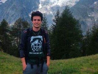 Nicola Gambaro, autore di questo articolo, giornalista piemontese da tre anni residente nel Regno Unito