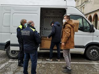 COnsegna mascherine a Moncalvo
