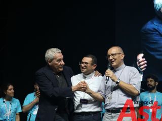 Paolo Conte con don Rodrigo e il vescovo Prastaro