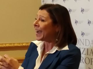 Paola De Micheli