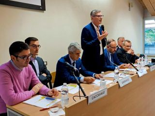 Il tavolo dei relatori