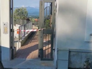 L'ingresso della villetta teatro della tragedia