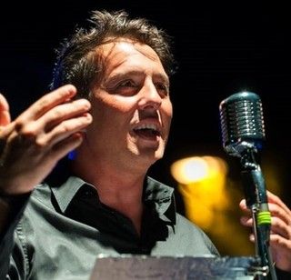 Sabato al Casinò di Sanremo: Savino Zaba in &quot;Canto... anche se sono stonato&quot;