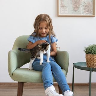 Rapporto tra gatti e bambini: le regole per una grande amicizia