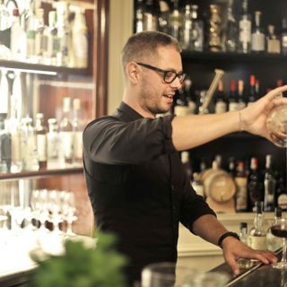 L'arte del bar: capire l'importanza di un adeguato bancone barman