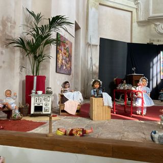 A Castagnole Lanze in mostra le bambole di rosanna