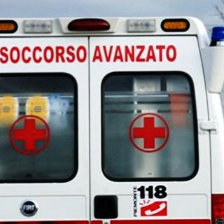 Un'ambulanza del 118