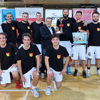 La premiazione della squadra vincitrice