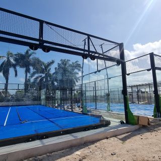 Tanzania e Zanzibar: campi da padel “Made in Peraria”