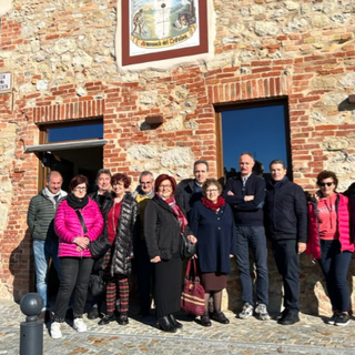 Nell'immagine il gruppo del neonato Infopoint con il direttore Atl LMR Bruno Bertero