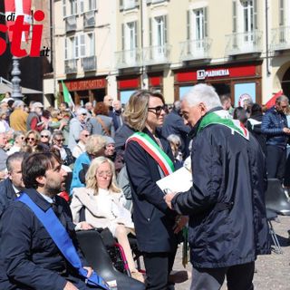 L'avvocato Cardello con Stefania Morra e il vicepresidente della Provincia Simone Nosenzo (MerfePhoto)