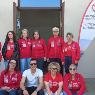 Le volontarie dell'ufficio turismo