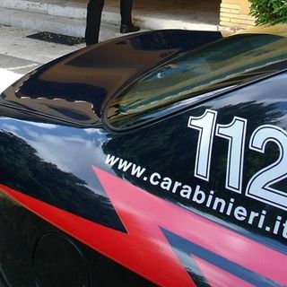 Insulta e minaccia la ex davanti alla scuola dei figli dopo mesi di molestie,  arrestato per stalking