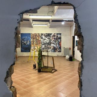 “Mutonia”: un viaggio artistico tra rifiuti e creazioni