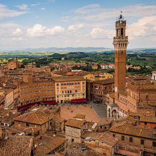 Siena , estratte le contrade, primo atto verso il Palio di Provenzano