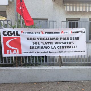 Centrale del latte di Alessandria e Asti, anche l'ultima fumata è nera: da domani stop alla produzione