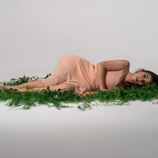La villanovese Sylvia Meritano presenta il nuovo singolo &quot;Il tuo fiore mai&quot;