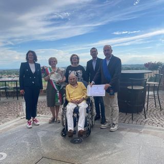 Tanti auguri a Felice Tirone, il partigiano centenario di Calliano Monferrato