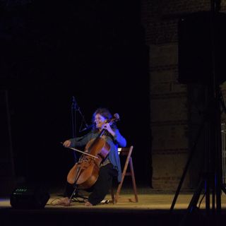 La magia del teatro sotto le stelle: &quot;Masca vola via&quot; incanterà Soglio
