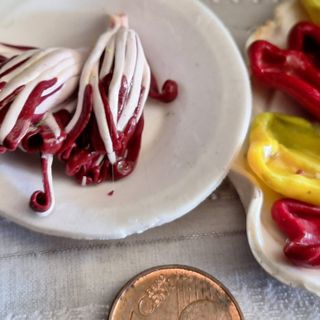 Radicchi e peperoni in miniatura nel Presepe di Vezzolano