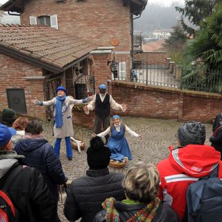 &quot;Quei miracoli della Notte di Natale&quot;: magia del presepe vivente a Cerro Tanaro