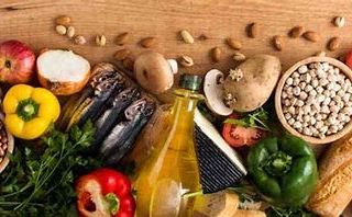 Un bando per enoteche regionali e Distretto del cibo