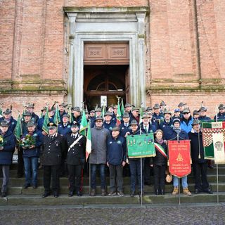 Gli Alpini partecipanti alla solenne commemorazione sezionale di Nikolajewka a Cocconato