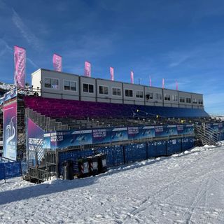 Alcune immagini delle strutture realizzate dall'azienda cuneese per la tappa di Coppa del Mondo di Sci Alcune immagini delle strutture realizzate dall'azienda cuneese per la tappa di Coppa del Mondo di Sci