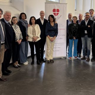 Nell'immagine,  i relatori del convegno con la presidente della Fondazione, Luisa Amalberto, il direttore Ezio Mosso, soci e consiglieri