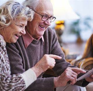 Uno sportello di prossimità per aiutare gli anziani nell'accesso ai servizi digitali e combattere le truffe informatiche