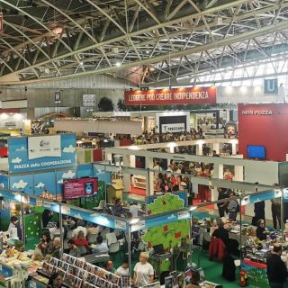 Il Salone del Libro 2025 di Torino dove sono state premiate le alunne del CPIA