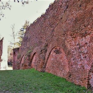 Un tratto delle Antiche Mura di Asti