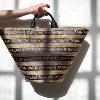 THEBS, punto di riferimento globale per chi desidera autenticità e stile nel fashion luxury