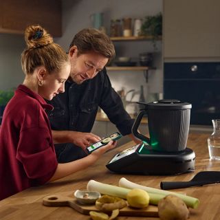 Utensili da cucina per chi va di fretta: 5 prodotti salvatempo che fanno davvero la differenza