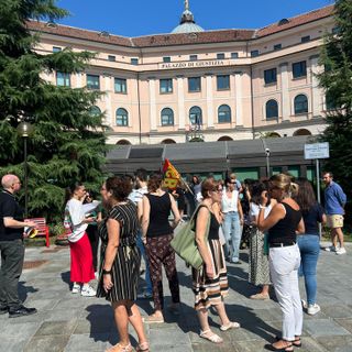 I presidio dei precari davanti al tribunale di Asti