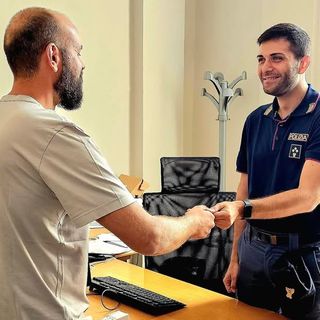 Turista svizzero smarrisce la carta di credito, la polizia di Asti gliela restituisce