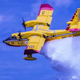 Incendio esteso a San Giorgio Scarampi: richiesto anche l’intervento aereo dai Vigili del Fuoco